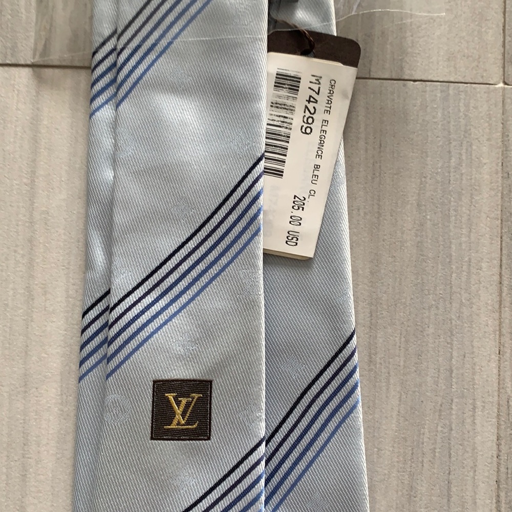 Authentic Louis Vuitton Tie